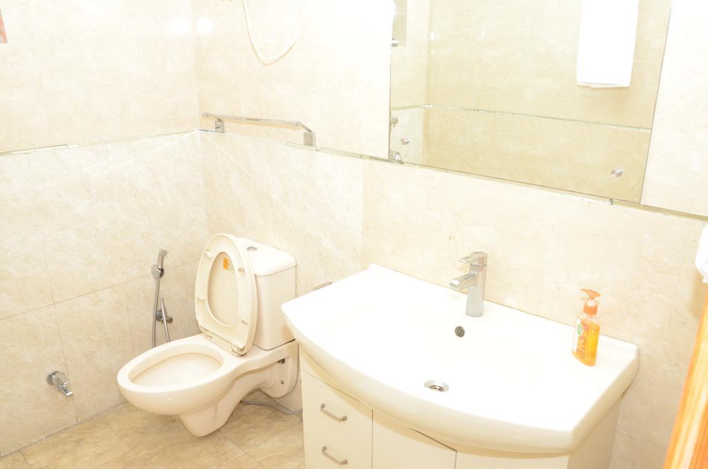 Namaste Apartments Ню Делхи Екстериор снимка